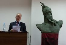 Luftëtar lirie në gojë të lubisë shoviniste
