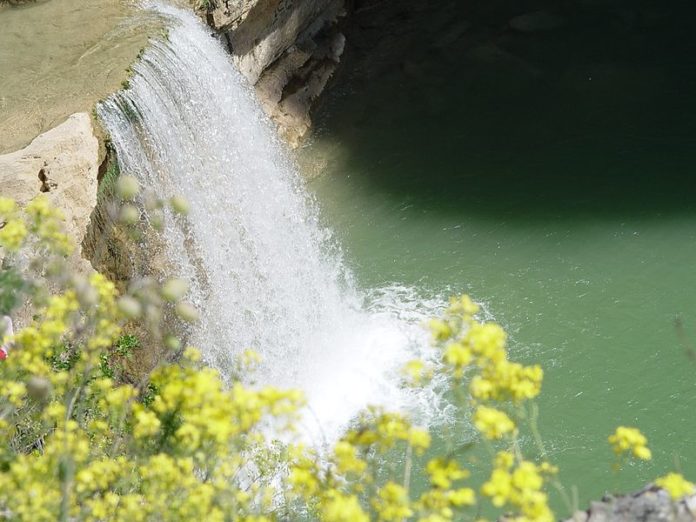 Musli_Berisha,_miber;_The_Mirusha_waterfall_Kosovo