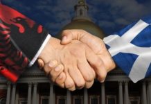 Peticion: komunitetit shqiptaro-amerikan i Masaçusetsit shpreh indinjatën dhe dënon shpërfaqjen publike të shovinizmit grek