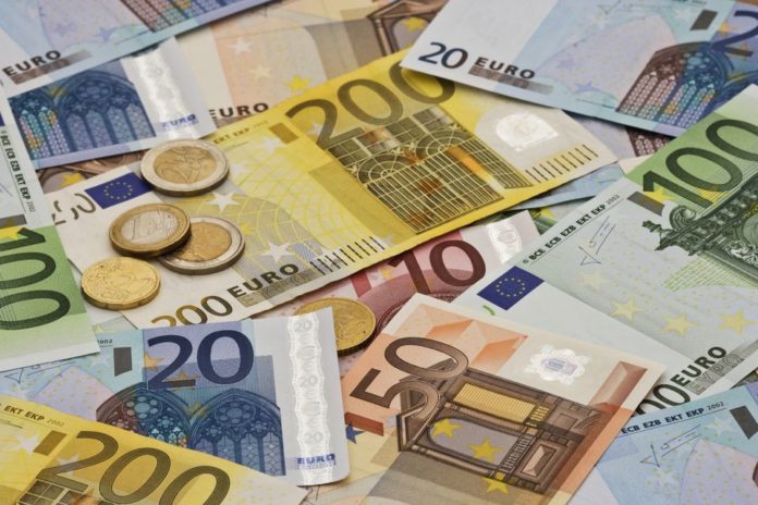 eurosGettyIDanitaDelimont-5932e1283df78c08ab04de54