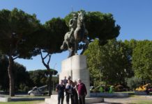 Skënderbeu në Romë: me monomet madhështor, pallat, rrugë e shesh