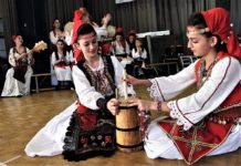 Ansambli „Mërgimi“ Neuchatelit, afro dy dekada në skenën zvicerane