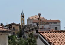 Carfizzi apo Karfici, ngulim arbëresh ku të presin me shumë mirësi në familje e bashkësi