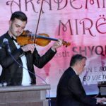 Shyqri Nimani, percjellje Violin dhe piano
