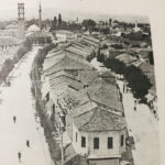 Tirana rruge prana Sahatit dhe xhamise