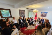 Isuf Ismaili: Një pritje e ngrohtë për mësimdhënësit e “Shkollës Shqipe” në Ambasadën e Shqipërisë në Zvicër