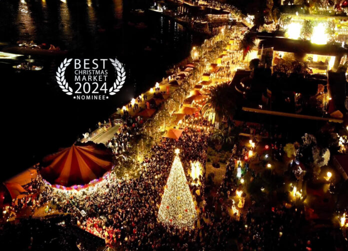 saranda_festive