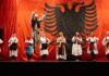 Manifestimi “Skënderbeu na bashkon“ kulmoi në një spektakël masiv