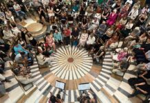 Artistja arbëreshe Anna Stratigo, përmes një koncerti mirëpritet në Prishtinë