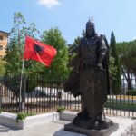 11) Hora e Arbëreshëve Sicili