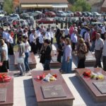 11) Varrezat e dëshmorëve Ferizaj