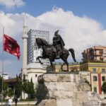 2) Tiranë,