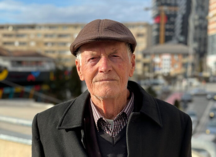 Muhabi Azemi Portret